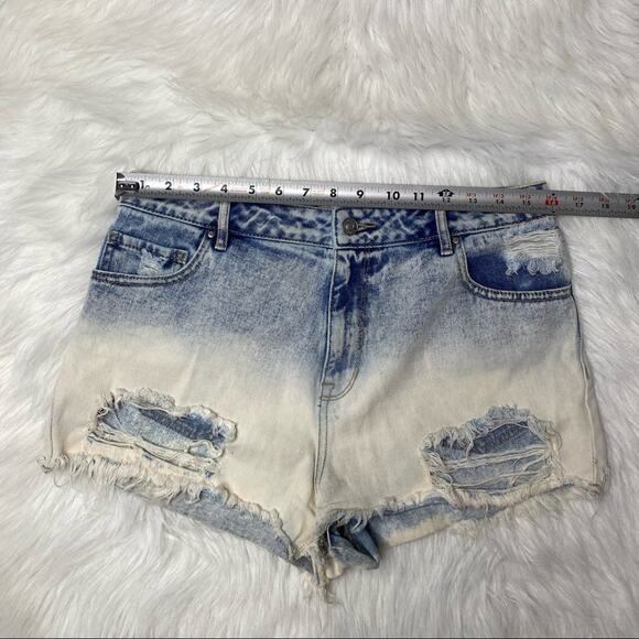 Pacsun Ombré High Rise Distressed Raw Hem Jean Shorts Size 29 - Picture 7 of 9